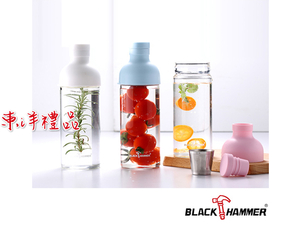 BLACK HAMMER  勻淨耐熱玻璃水瓶(附杯套) CD-BH-G471